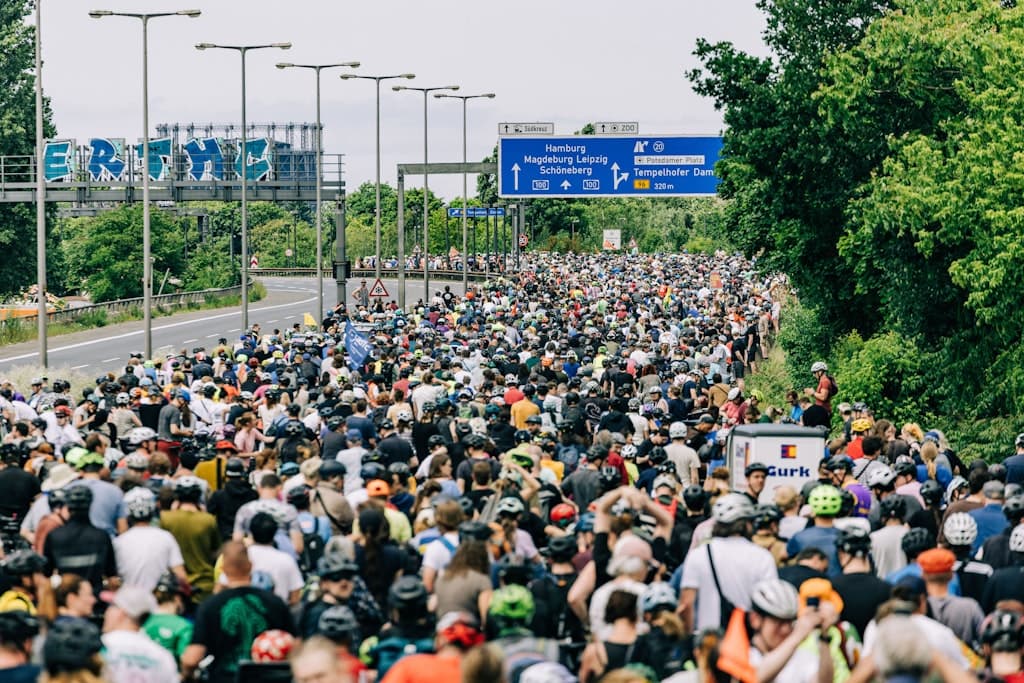 50. ADFC-Sternfahrt führt am Sonntag durch Berlin und über Autobahnen